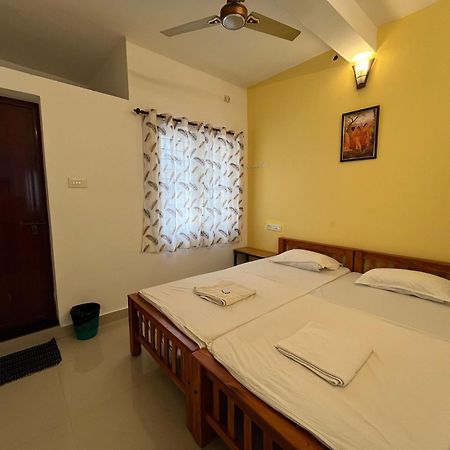 Segundo Home Kochi Eksteriør billede