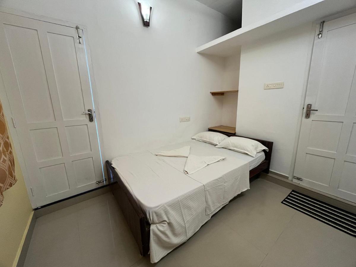 Segundo Home Kochi Eksteriør billede