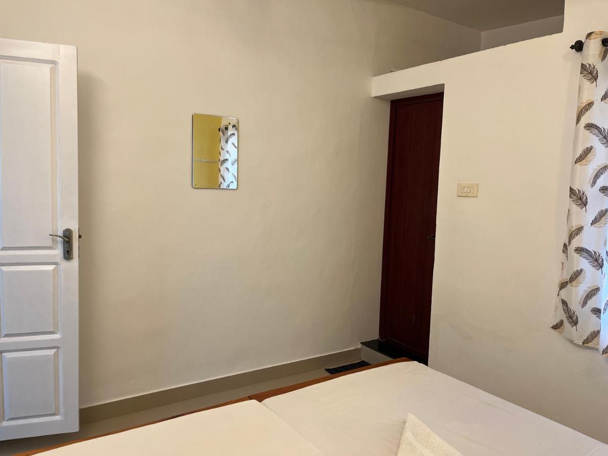 Segundo Home Kochi Eksteriør billede